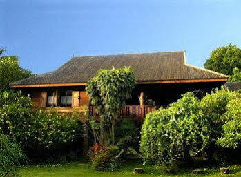 Hotel Khum Lanna Phrao Esterno foto