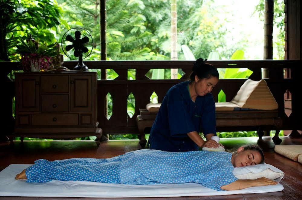 Hotel Khum Lanna Phrao Esterno foto